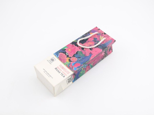 要想包裝禮品盒定做好，創(chuàng)意插畫少不了